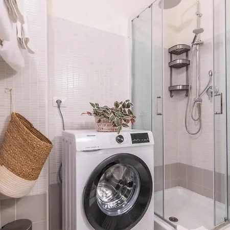 Apartment Center Dimora Alba *